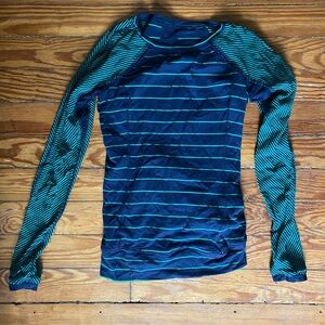 Lululemon activewear shirt